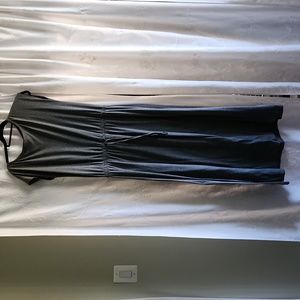 A really comfortable dress for spring.